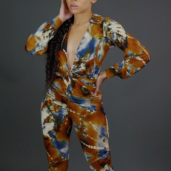 “Runway Ready” Jumpsuit - Picture 3 of 3